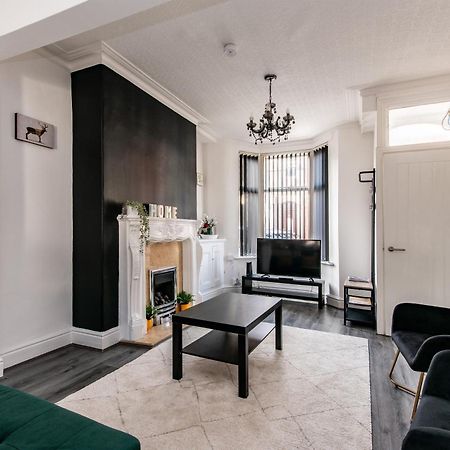2 Bed House Close To Liverpool & Everton Stadiums Exterior foto