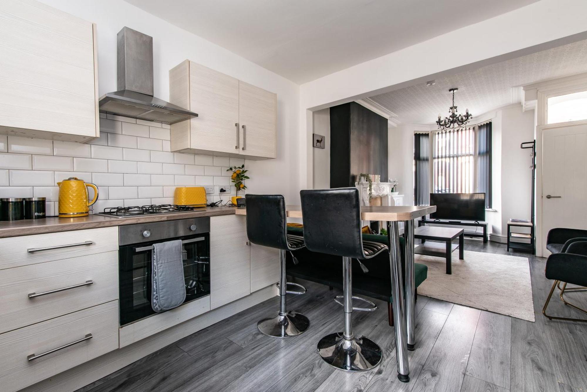 2 Bed House Close To Liverpool & Everton Stadiums Exterior foto