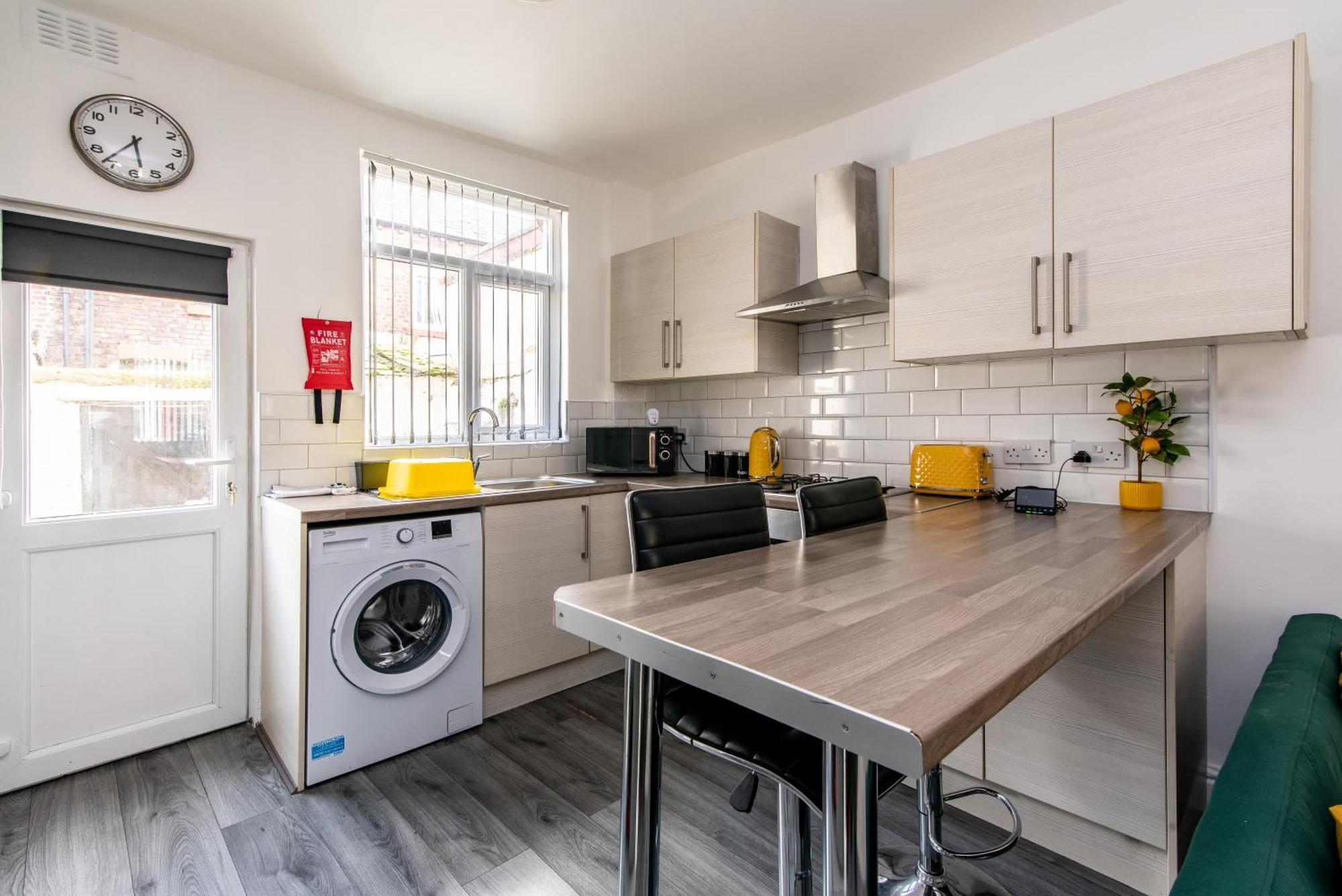 2 Bed House Close To Liverpool & Everton Stadiums Exterior foto